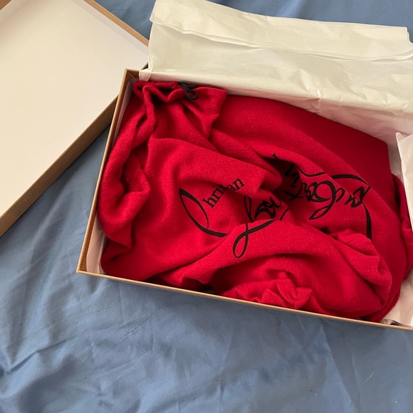 COPY - Christian Louboutin Agneska Heels - size 40 red bottoms never worn outsi… - Picture 7 of 10